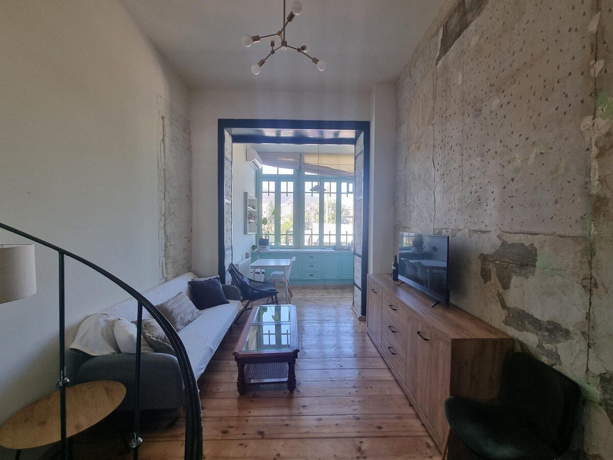 Vili Agmashenebeli Terrace interior